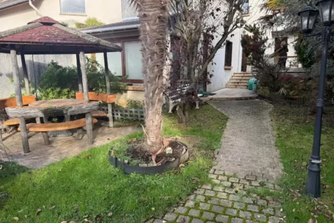 ac7a0788-928e-47d3-a246-c19636d77a8d